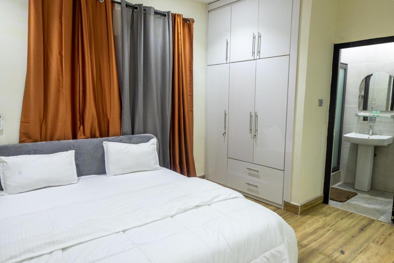 Cloud9 Apartments アクラ エクステリア 写真